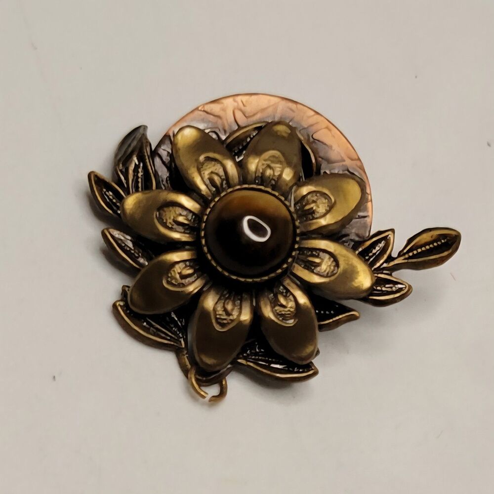 Brooch